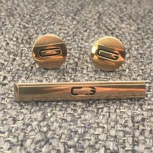 G Monogrammed Tie Clip and Cufflinks Set